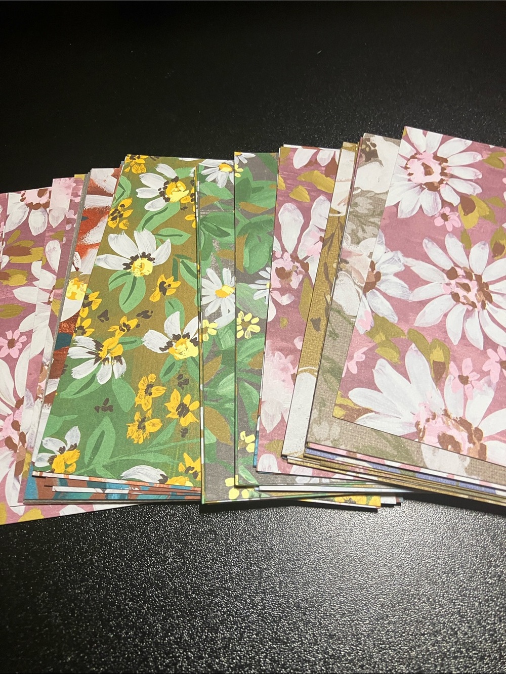 Stampin up cardstock, DSP and an ink pad. - Picture 4 of 4